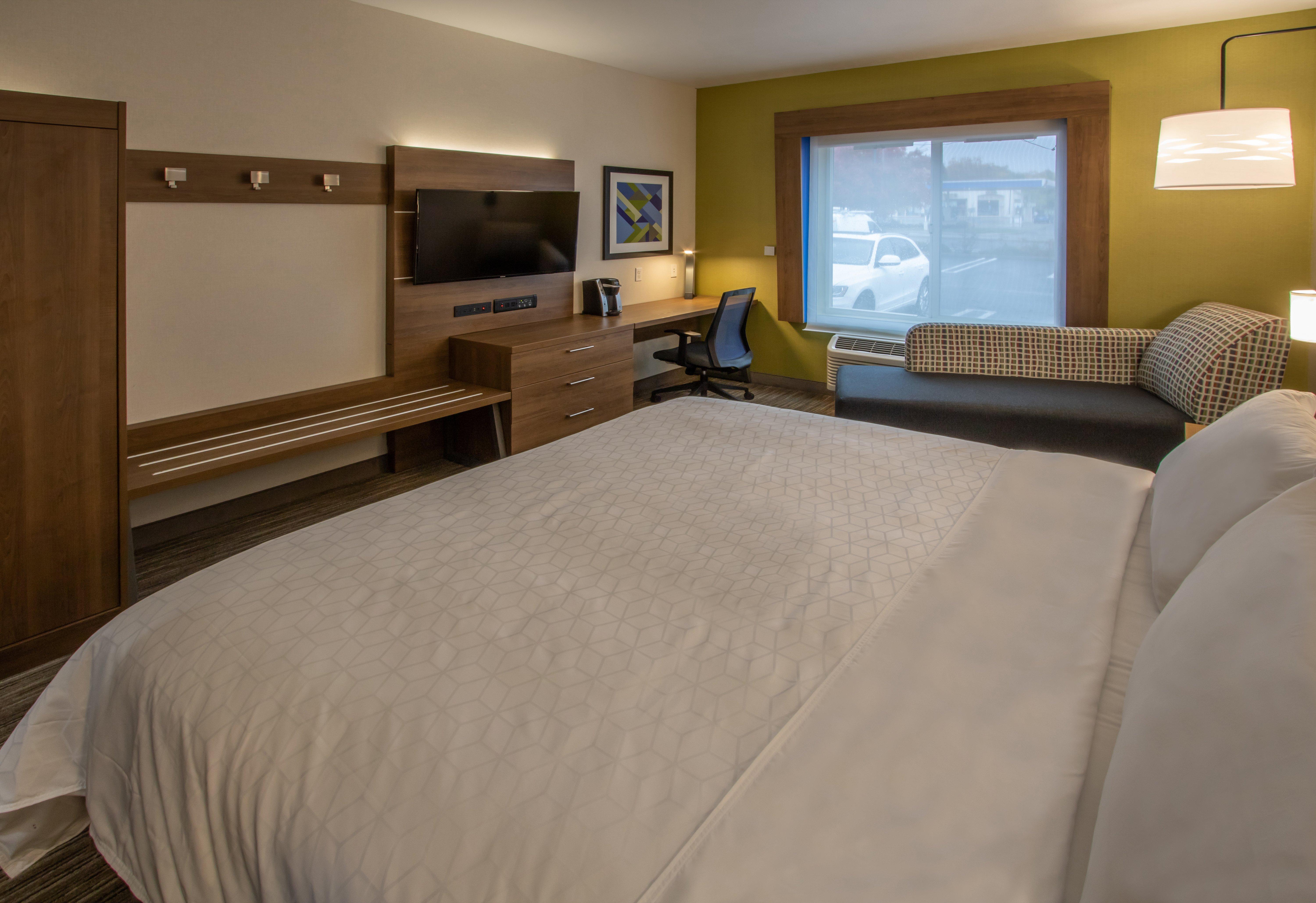 Holiday Inn Express Hotel & Suites Roseville - Galleria Area By Ihg Exterior photo
