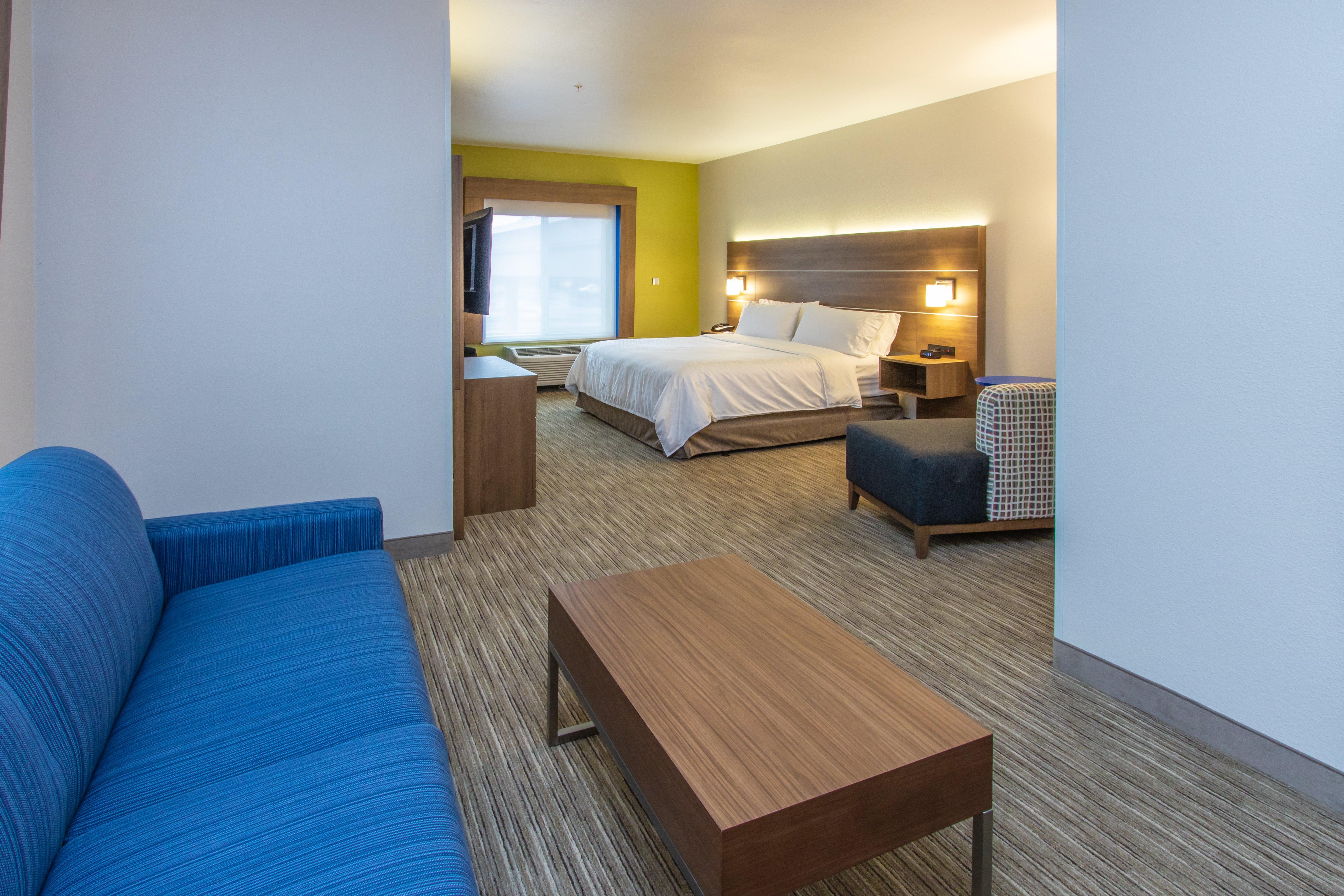 Holiday Inn Express Hotel & Suites Roseville - Galleria Area By Ihg Exterior photo